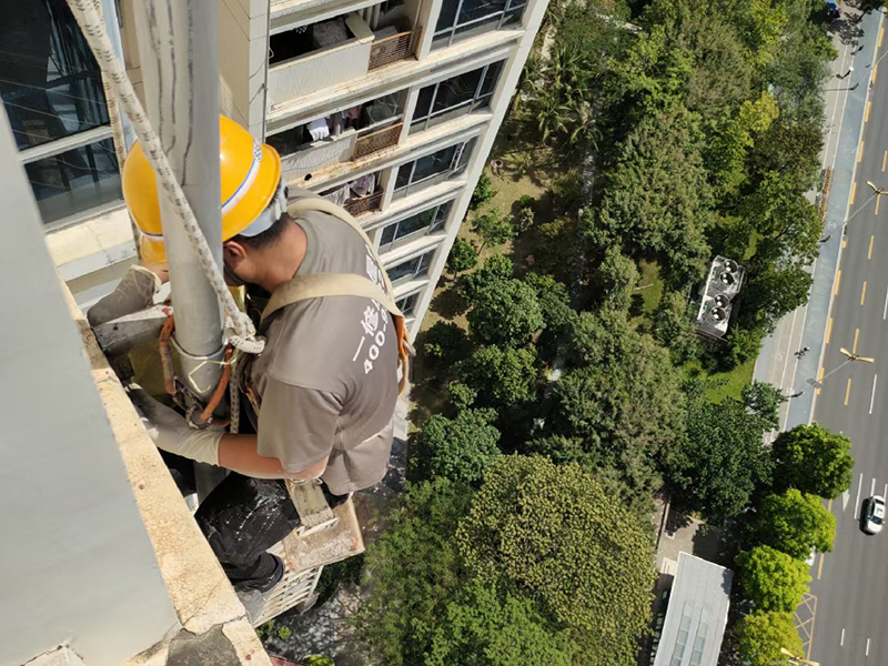 外墻漏水上門服務(wù),外墻漏水維修電話,外墻漏水維修師傅,外墻漏水注意事項(xiàng),外墻漏水維修方法